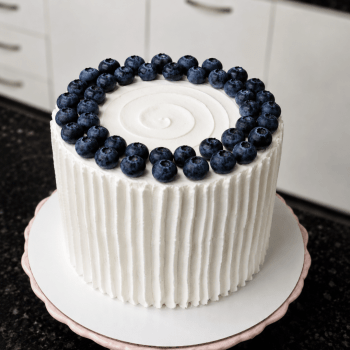 Curso Bolos Festivos Novos Sabores 17/07/26 13h30 às 17h